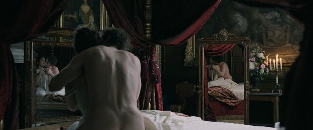Vanessa Kirby nude – Napoleon (2023)