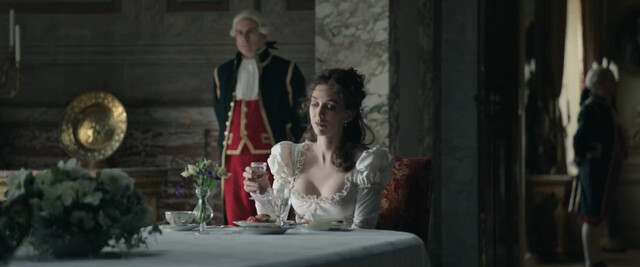 Vanessa Kirby nude – Napoleon (2023)