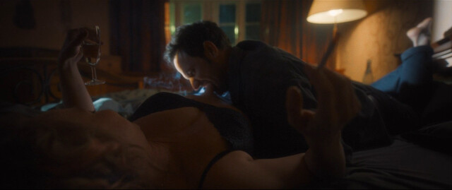 Anna Maria Mühe sexy – Sophia, der Tod und ich (2023)