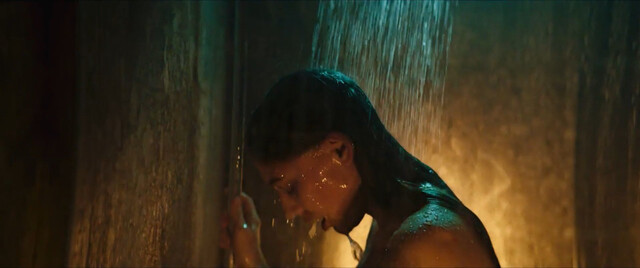 Oksana Akinshina nude – Sindrom (2023)