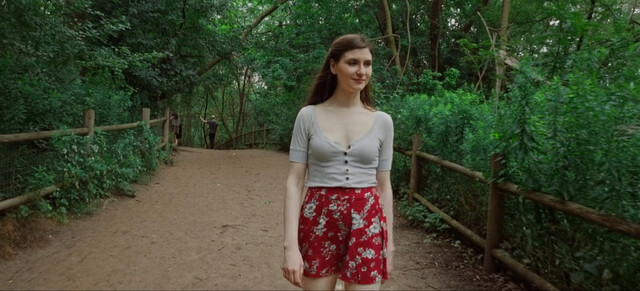 Lee Lawson sexy – Florrie (2019)