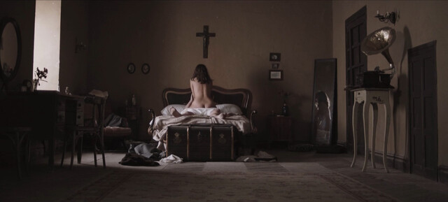 Alba José nude – Cartas ciegas (2017)