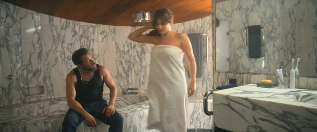 Andrea Duro sexy – Xtremo (2021)