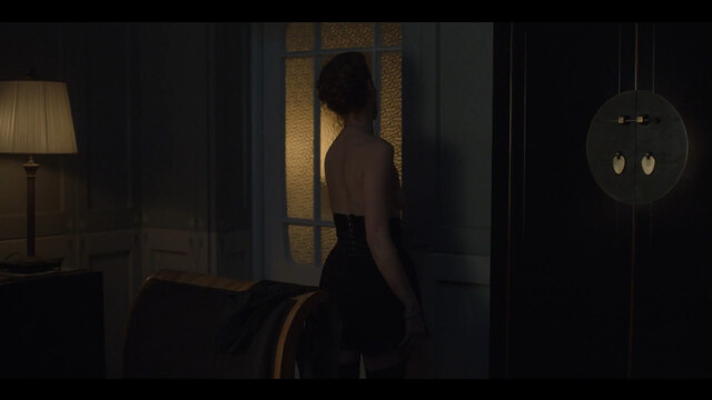 Jeanette Hain sexy – Davos 1917 s01e01 (2023)