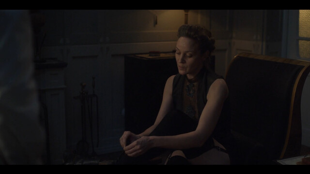 Jeanette Hain sexy – Davos 1917 s01e01 (2023)