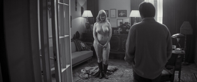 Anna Mikhalkova nude – Chuvstva Anny (2023)