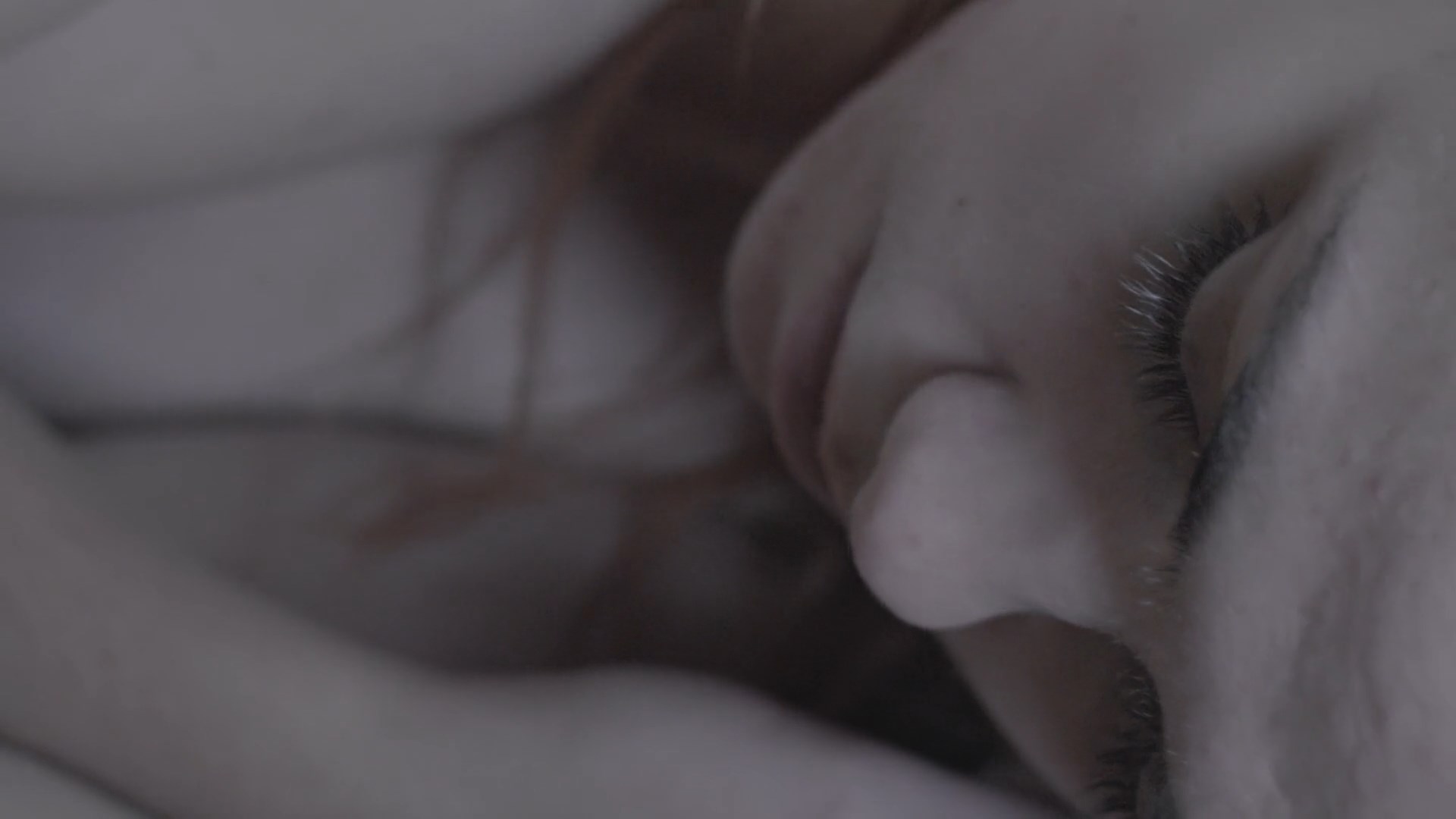 Bhreagh MacNeil sexy – Werewolf (2016)