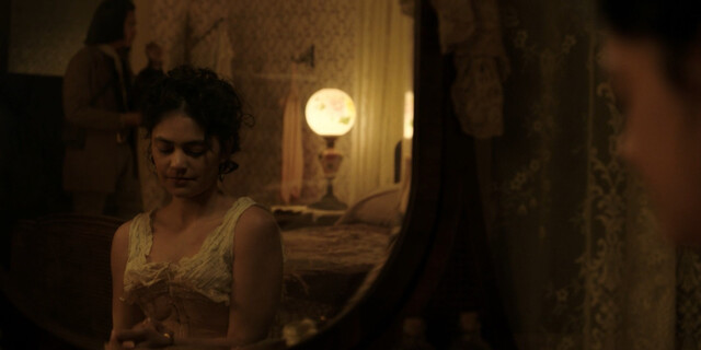 Blu Hunt sexy – Lawmen Bass Reeves s01e06 (2023)