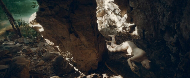 Gabrielle Lopes nude – O Espaço Infinito (2023)