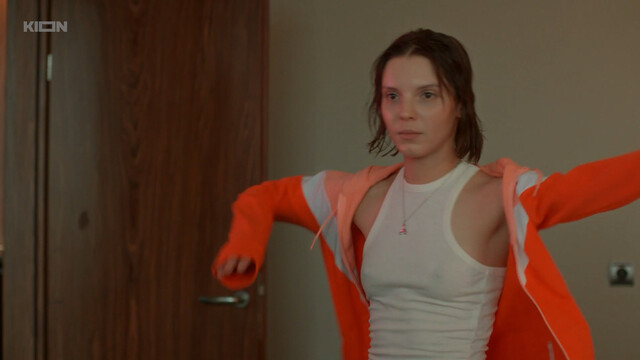 Vasilisa Perelygina nude – Kesha dolzhen umeret s01e01-02 (2023)