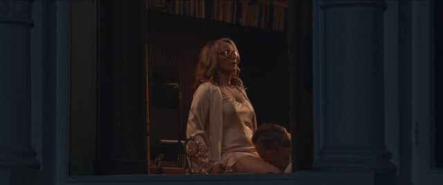 Julie Delpy sexy – The Lesson (2023)