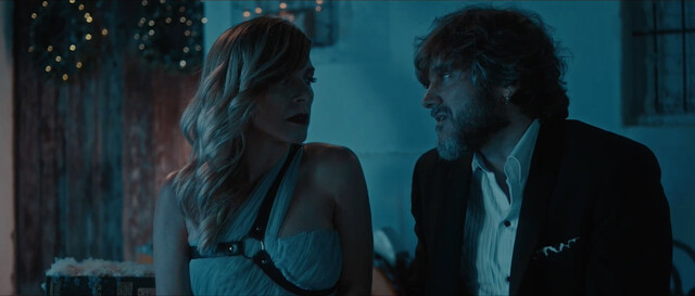 Mara Guil sexy – Isósceles (2022)