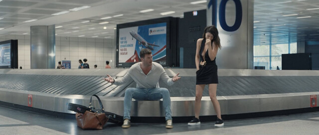 Beren Saat sexy – Last Call for Istanbul (Istanbul Için Son Çagri) (2023)