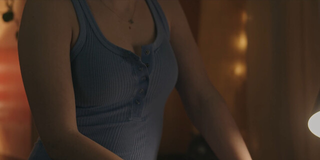 Angourie Rice sexy – Honor Society (2022)