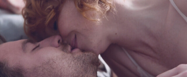 Karoline Herfurth sexy – SMS für Dich (2016)