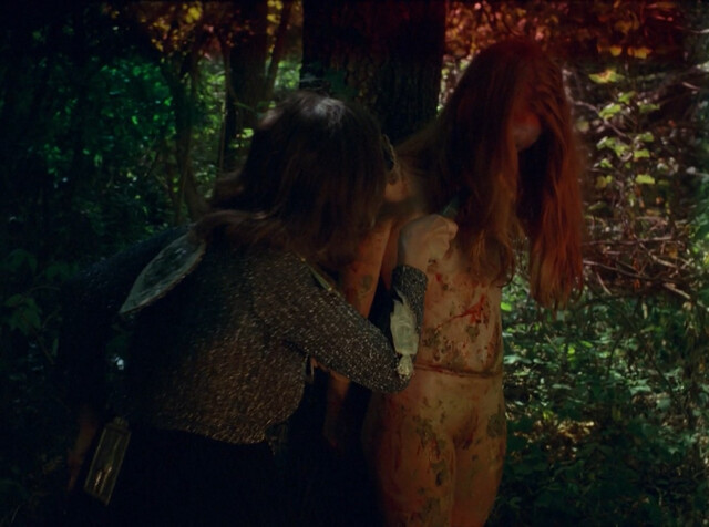 Eva Maloisel nude – Y a-t-il une vierge encore vivante (2015)