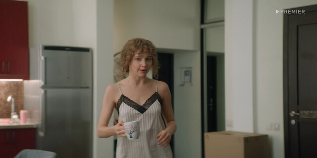 Yuliya Khlynina sexy – Sosedka s01e03-05 (2023)