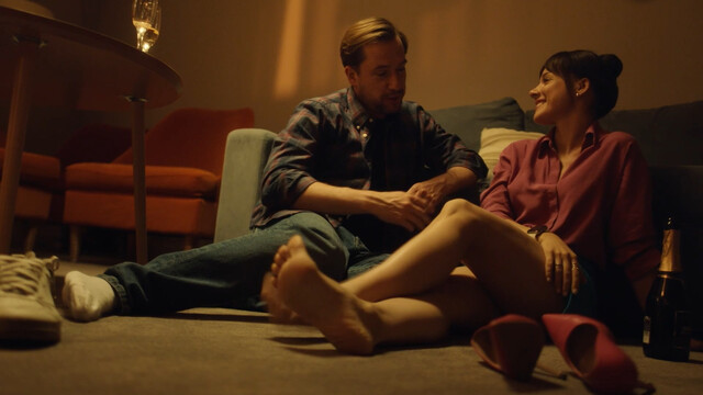 Anna Glaube sexy – Politeh s01e05e08e09 (2023)