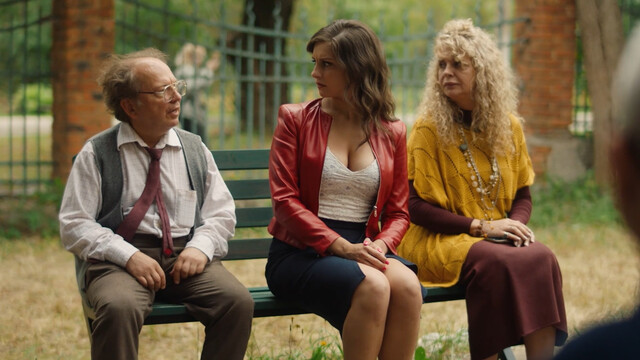 Anna Glaube sexy – Politeh s01e05e08e09 (2023)