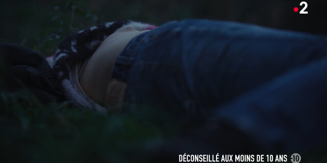 Alix Poisson nude – Sambre s01e01 (2023)