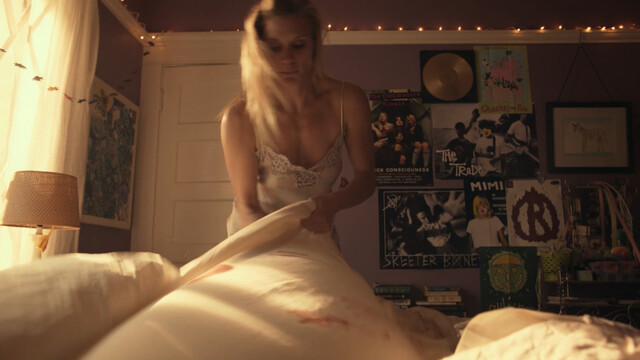 Katee Sackhoff sexy – Girl Flu. (2016)