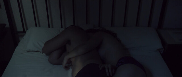 Ángela Villar nude – Otro verano (2013)