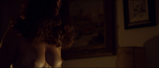 Ángela Villar nude – Otro verano (2013)