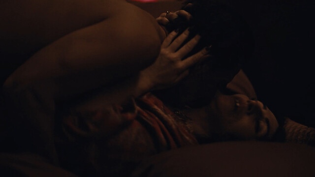 Nazmiye Oral sexy – Undercover s03e03 (2022)