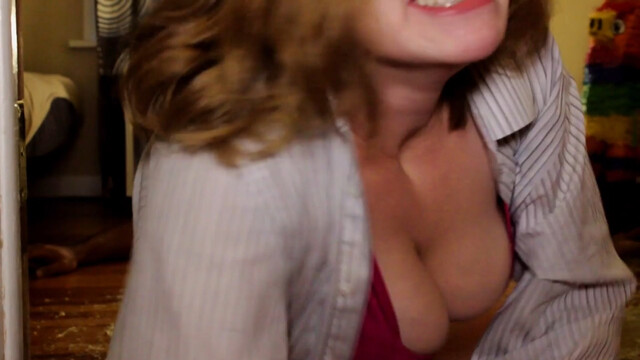 Lindsay Ashcroft sexy – Killer Piñata (2015)