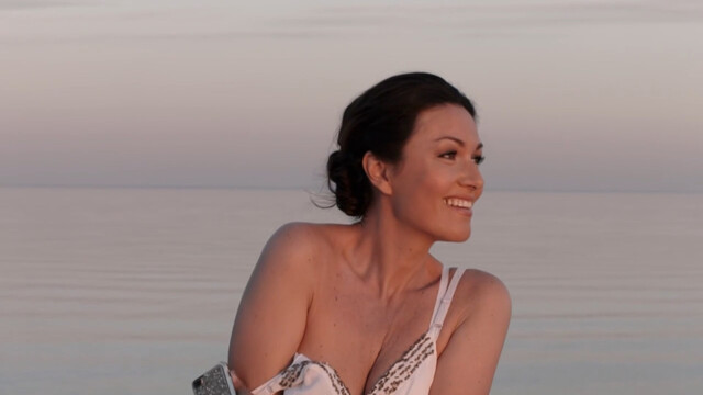 Yuliya Takshina sexy – Three love stories (Tri istorii lyubvi) s01e01-04 (2019)