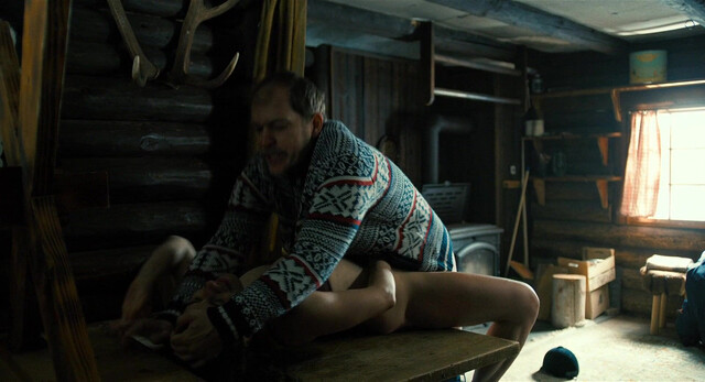 Gina Henkel nude - Wann kommst du meine Wunden küssen? (2022)