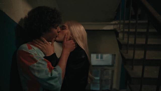 Vilma Kutaviciute nude, Anna Zavtur nude, Sofya Arzhanykh sexy, etc - Khirurg s01e01-04 (2025)