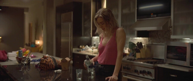 Vanessa Kirby sexy, Julia Fox sexy - Night Always Comes (2025)