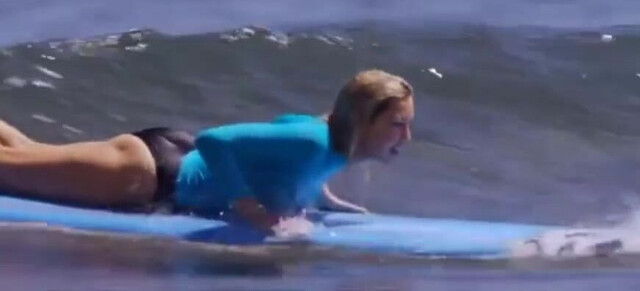 Heather Locklear sexy - Flirting with Forty (2008)