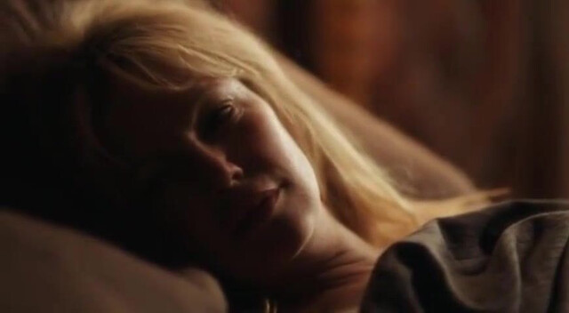 Heather Locklear sexy - Flirting with Forty (2008)