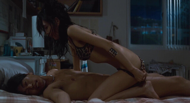 Ha Ji-won sexy, Yoo Chae-yeong sexy, Jae-yeong Jin sexy - Sex Is Zero (2002)