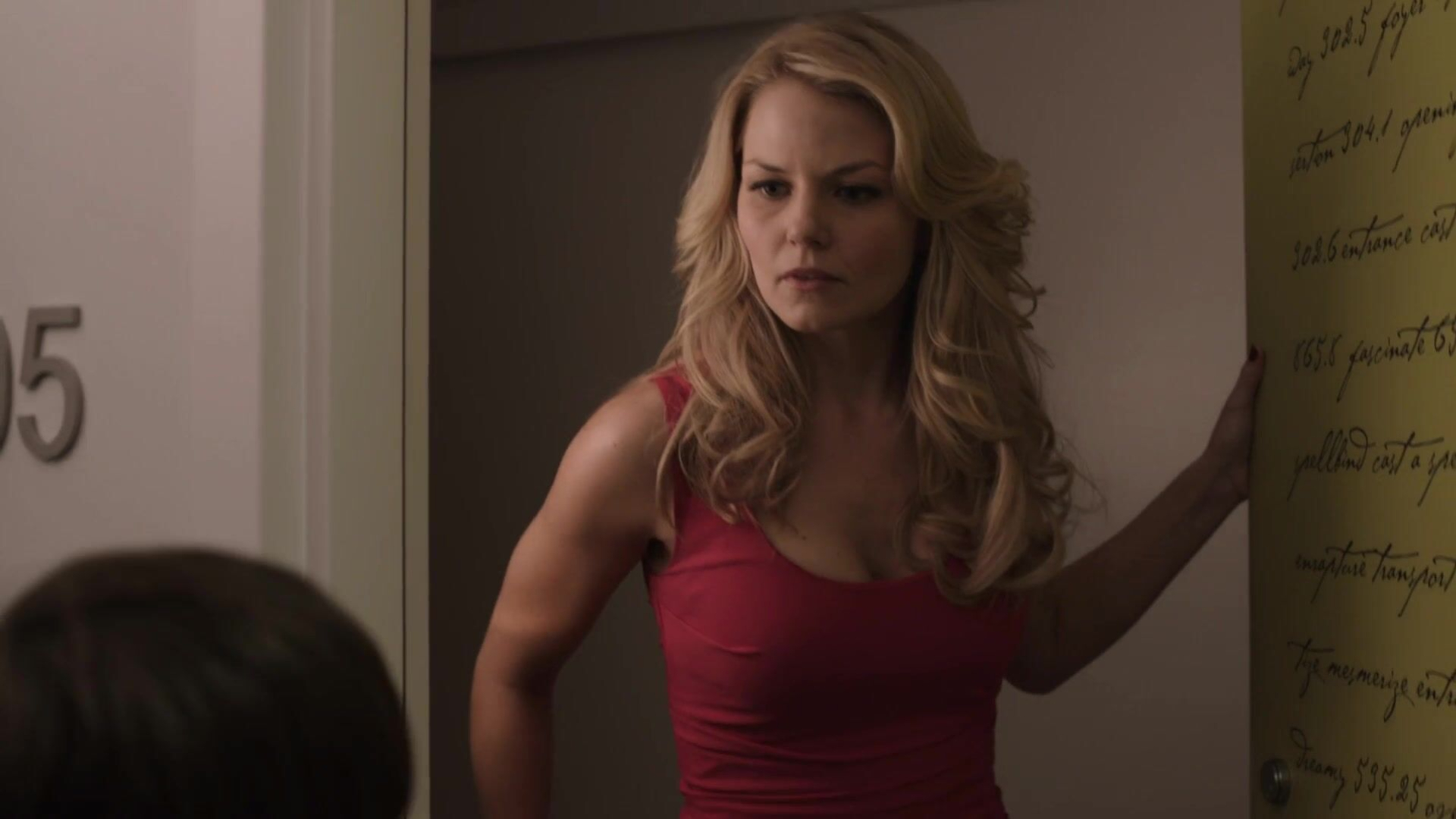 Jennifer Morrison sexy - Once Upon a Time s01e01 (2011)