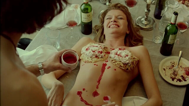 Mille Dinesen nude - Nynne (2005)