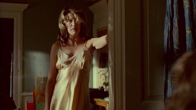 Mille Dinesen nude - Nynne (2005)