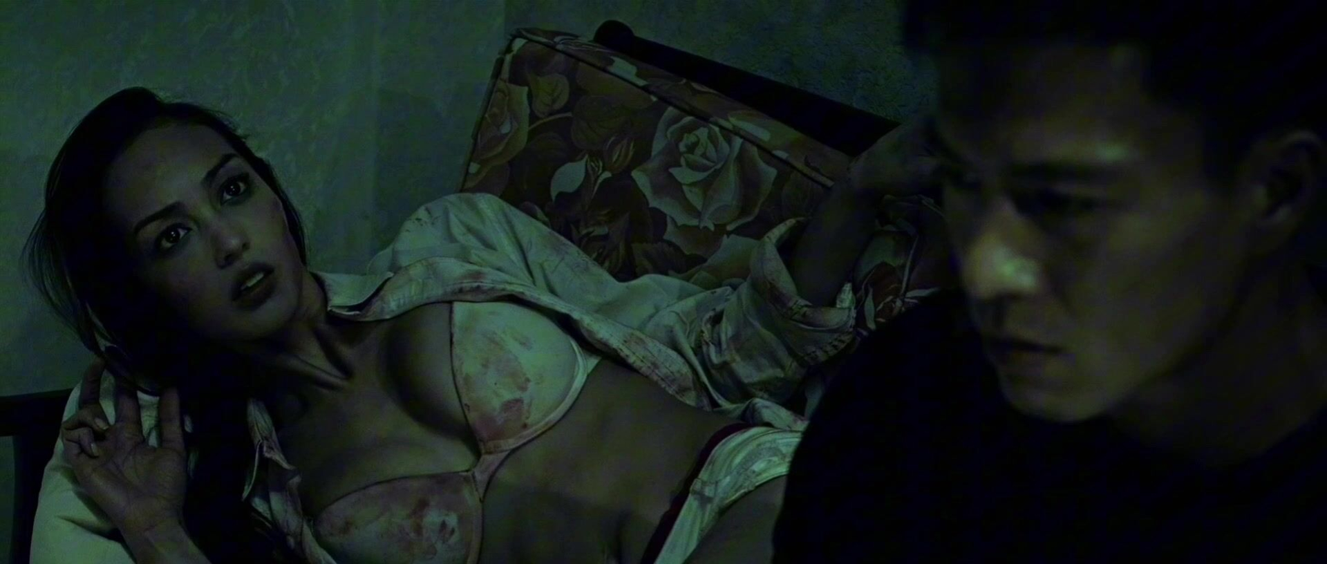 Jessica Cambensy nude, Candy Yuen sexy, Millie Wang sexy - Zombie Fight Club (2014)