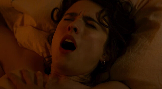 Margaret Qualley nude, Aubrey Plaza nude, Lera Abova nude, Grace Lord nude, Layne Lazor nude - Honey Don't! (2025)