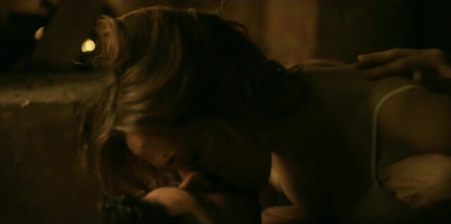 Irene Montala sexy - Presunto Culpable s01e07 (2018)