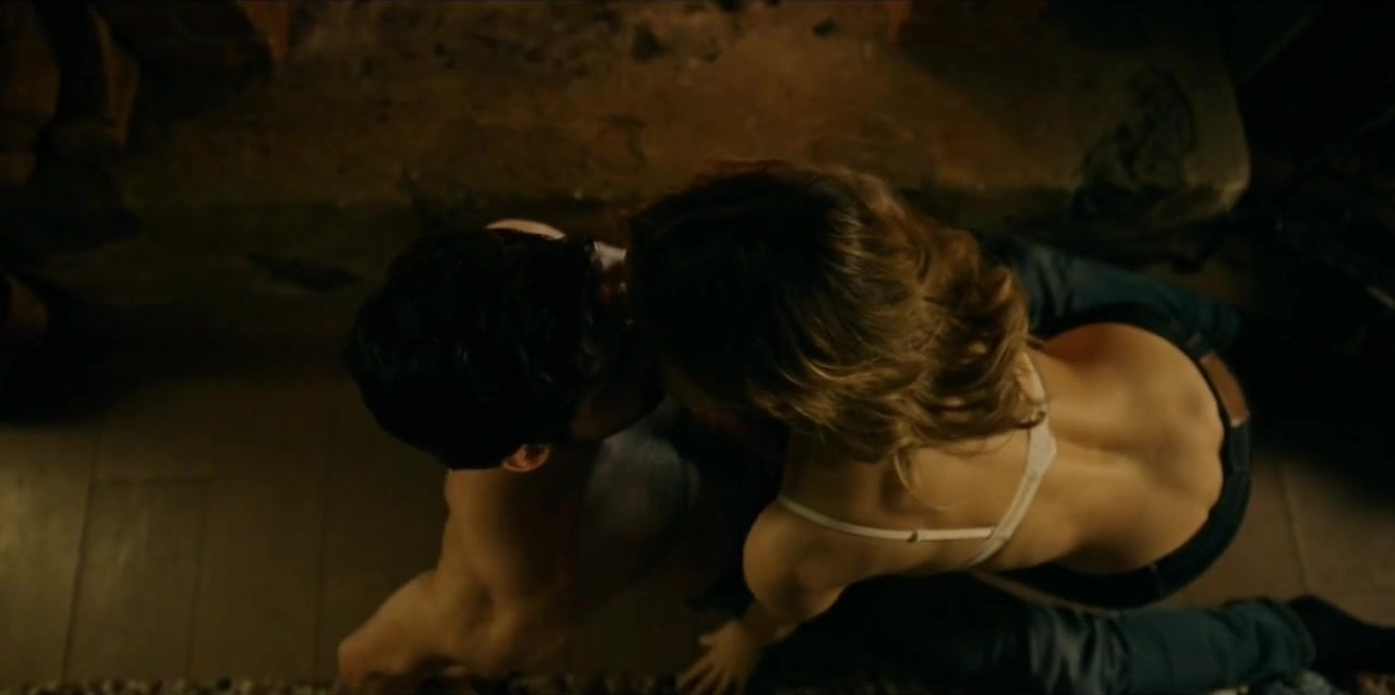 Irene Montala sexy - Presunto Culpable s01e07 (2018)