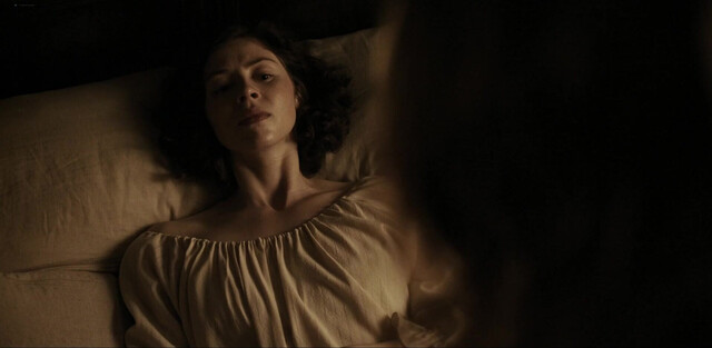 Hermione Corfield sexy - Outlander: Blood of My Blood s01e07 (2025)