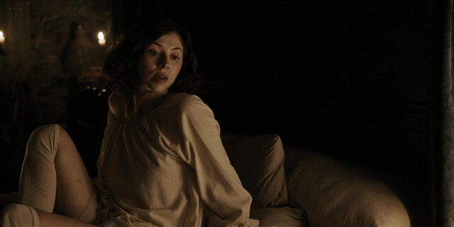 Hermione Corfield sexy - Outlander: Blood of My Blood s01e07 (2025)