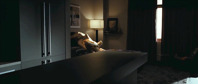 Son Ye-jin sexy, Yoon Da-gyeong nude - White Night (2009)