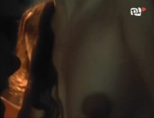 Grażyna Wolszczak nude - Zelazna reka (1989)