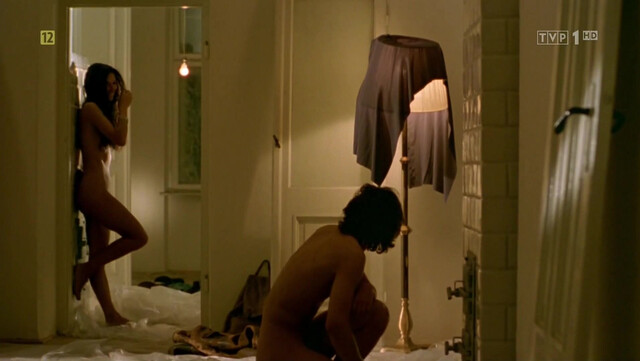 Grażyna Wolszczak nude - Gry Uliczne (1996)