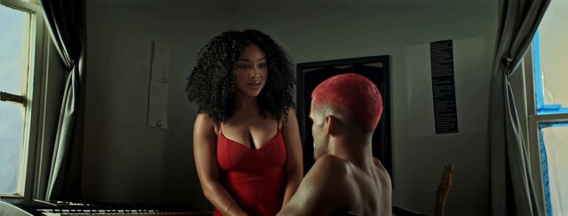 Asia Holiday sexy - The Follower (2025)