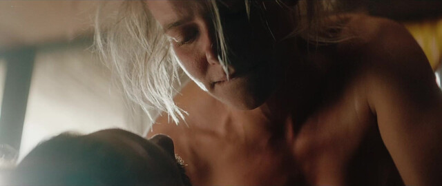 Sallie Harmsen nude - De Ballonvaarder (2025)